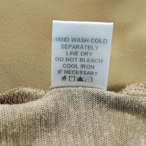 3/$15 • Pleione | Mixed Media Chiffon Tank XS - Picture 8 of 8